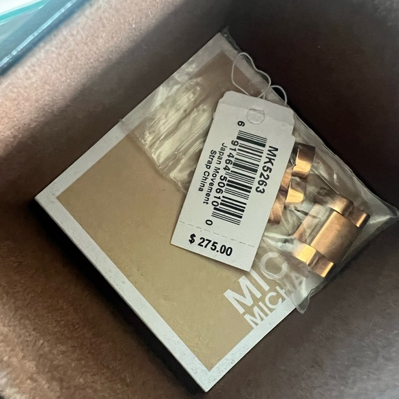 Michael Kors Women's Blair Chronograph Watch
(MK5263) - Picture 4 of 6